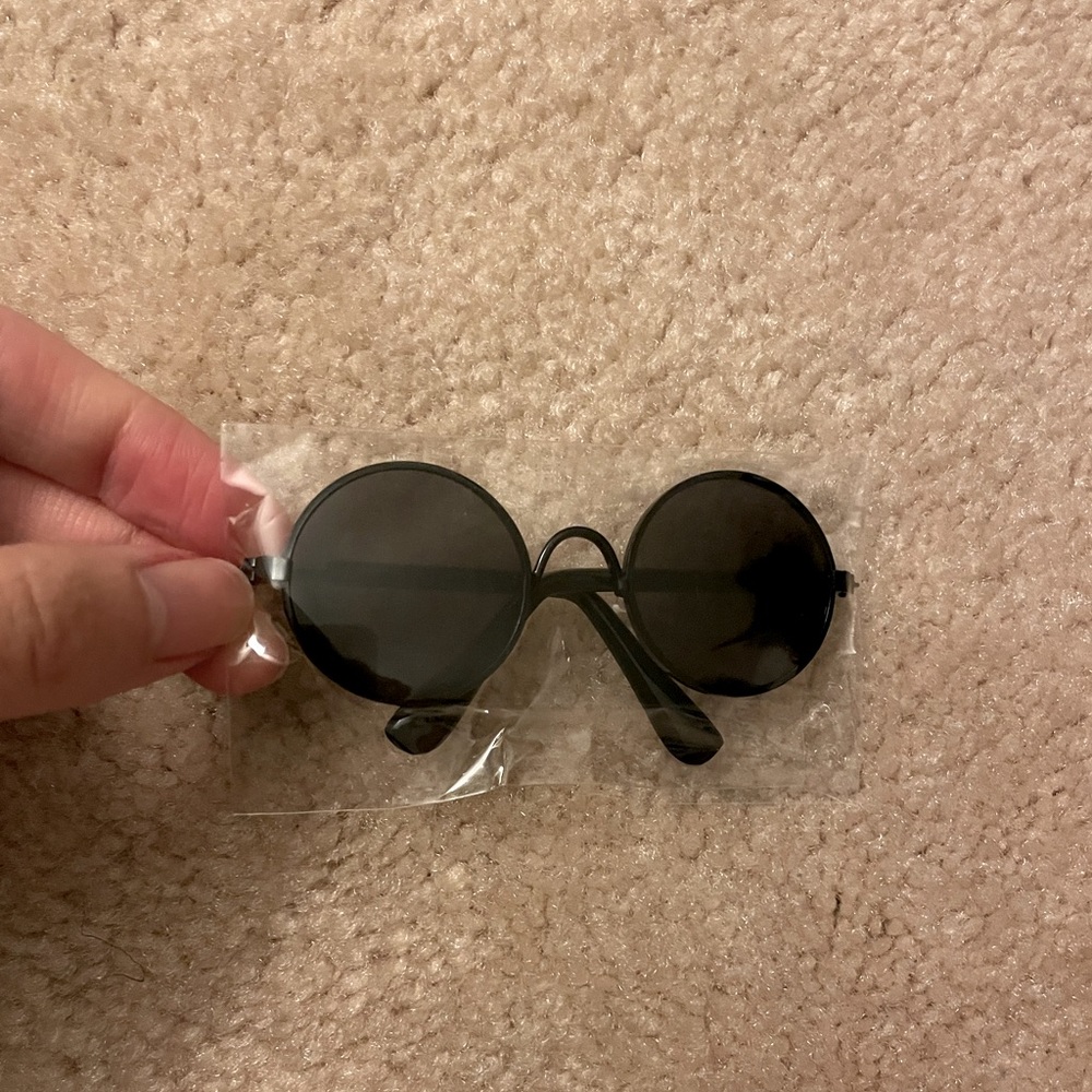 [FREE WP] Pet Sunglasses